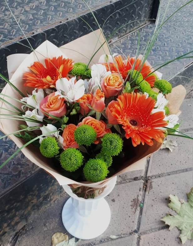 Букет цветов из: Герберы, Хризантемы, Альстромерии и Розы в Тюльган