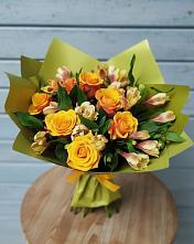 Букет цветов из:  Альстромерии и Розы в Тюльган
