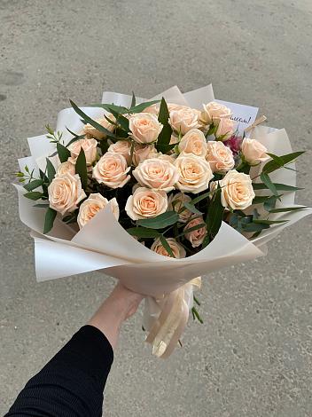 Букет Кремовые розы Латте в Тюльган