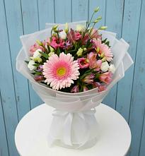 Букет цветов из:  Герберы, Альстромерии и Лизиантусы в Тюльган