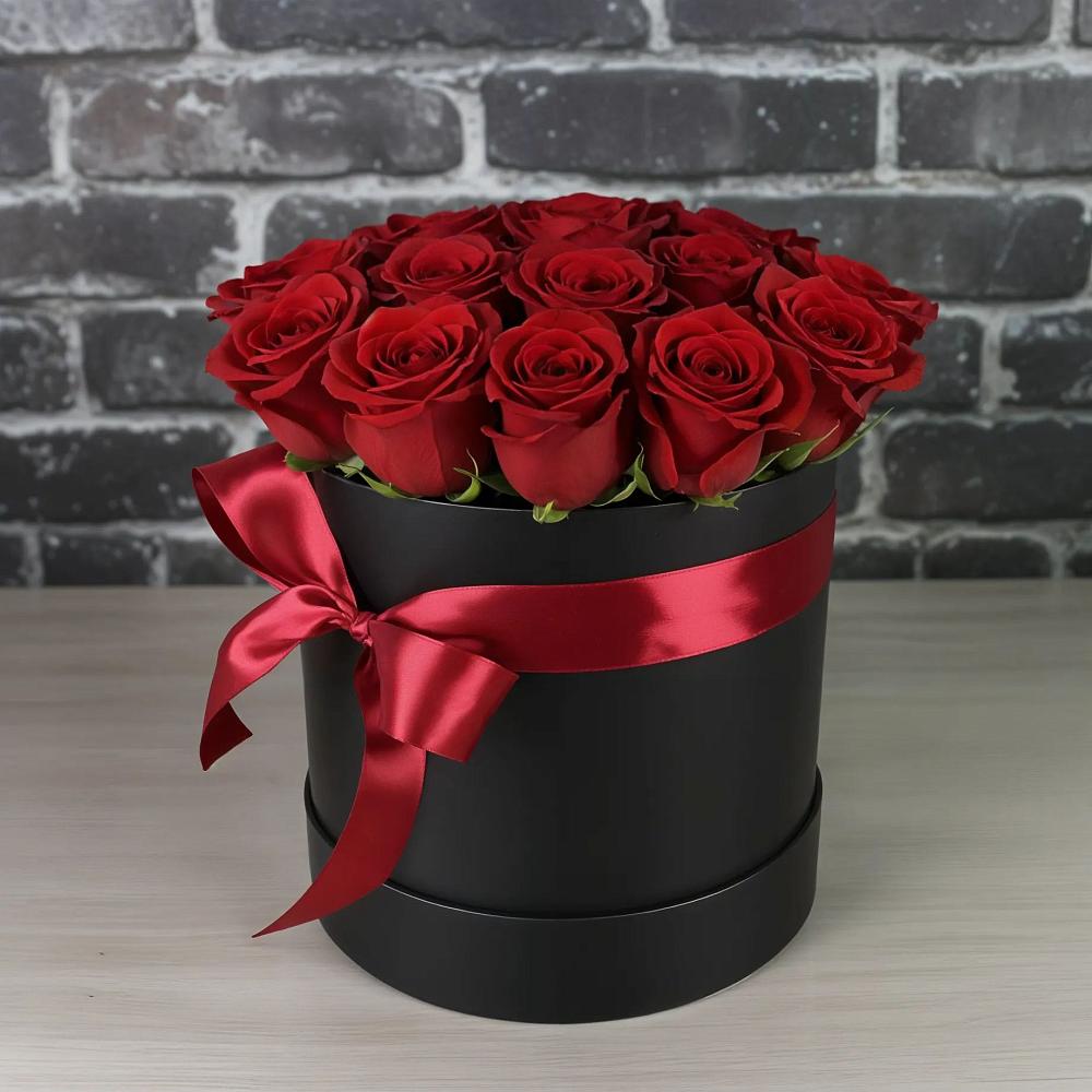 Цветочная композиция из Розы в шляпной коробке в Тюльган