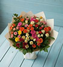 Букет Микс из разноцветных кустовых роз в Тюльган